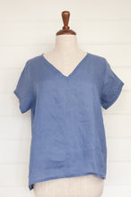 Load image into Gallery viewer, Frockk linen v-neck tshirt top in cornflower blue.