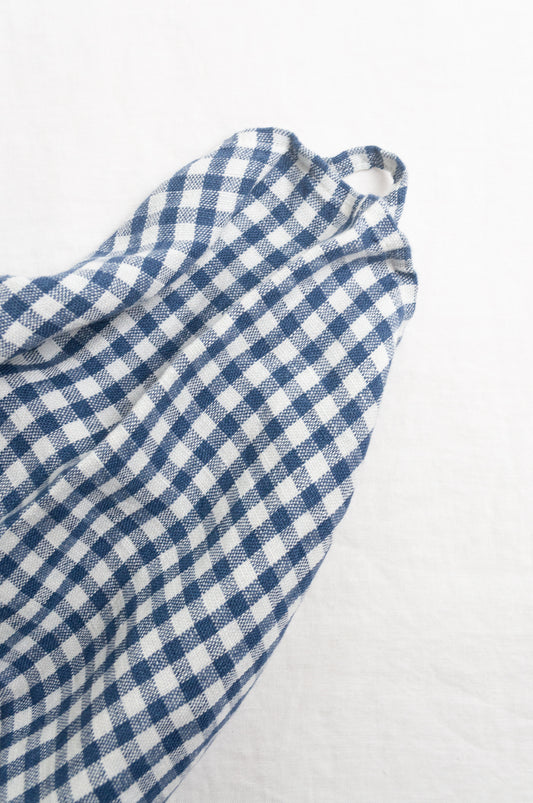Made in Lithuania pure linen gingham tea towel in indigo blue and white.
