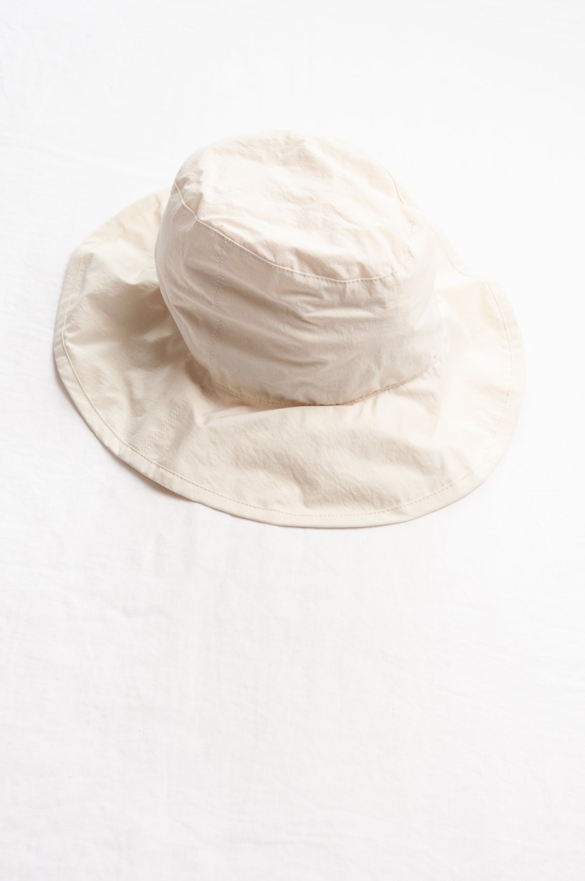PCNQ made in Japan cotton sun hat Ruy in ivory cream.