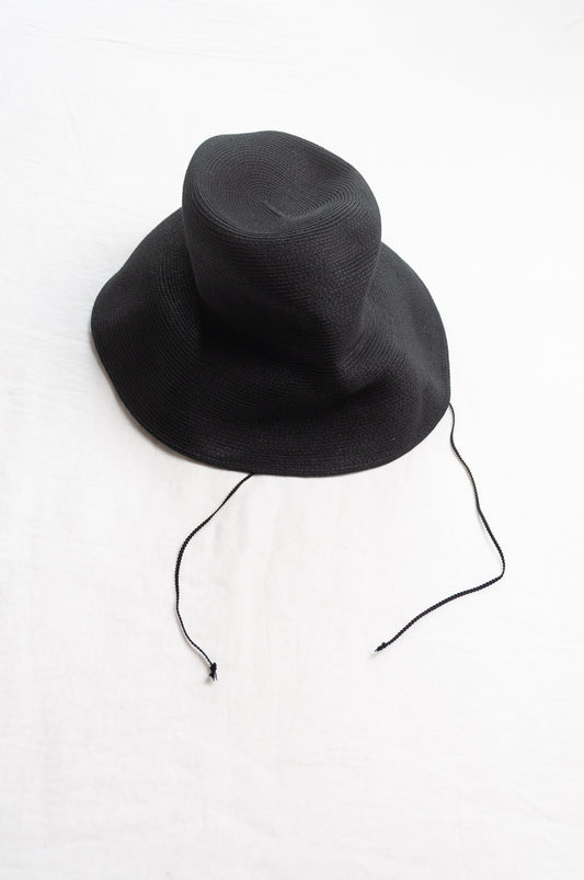 PCNQ made in Japan paper sun hat with ric rac ribbon tie Selge in black.