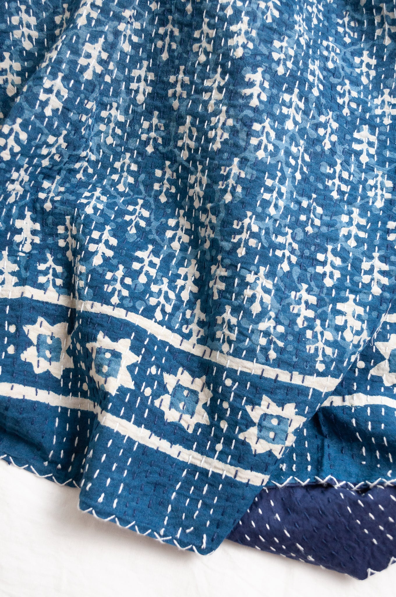 Pure cotton indigo dyed block print kantha quilt bhuti design.