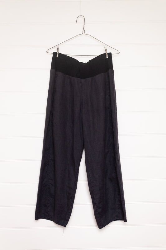 Valia pure linen Sydney pants made in Melbourne in deep navy blue.