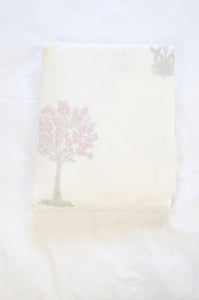 Pure cotton muslin dohar three layers with blockprint design in Moghul floral emblem print, pink flowered trees..