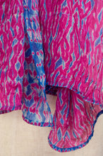 Load image into Gallery viewer, Magenta pink and cobalt blue silk shibori scarf.