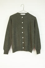 Load image into Gallery viewer, Juniper Hearth 100% cashmere button up crew neck cropped cardigan in olive green khaki..