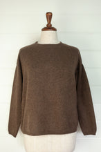 Load image into Gallery viewer, One size crew neck cashmere sweater ethically made in Nepal in earthy walnut brown.