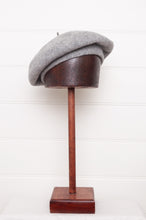 Load image into Gallery viewer, PCNQ made in Japan wool felt beret, Manoca in grey.