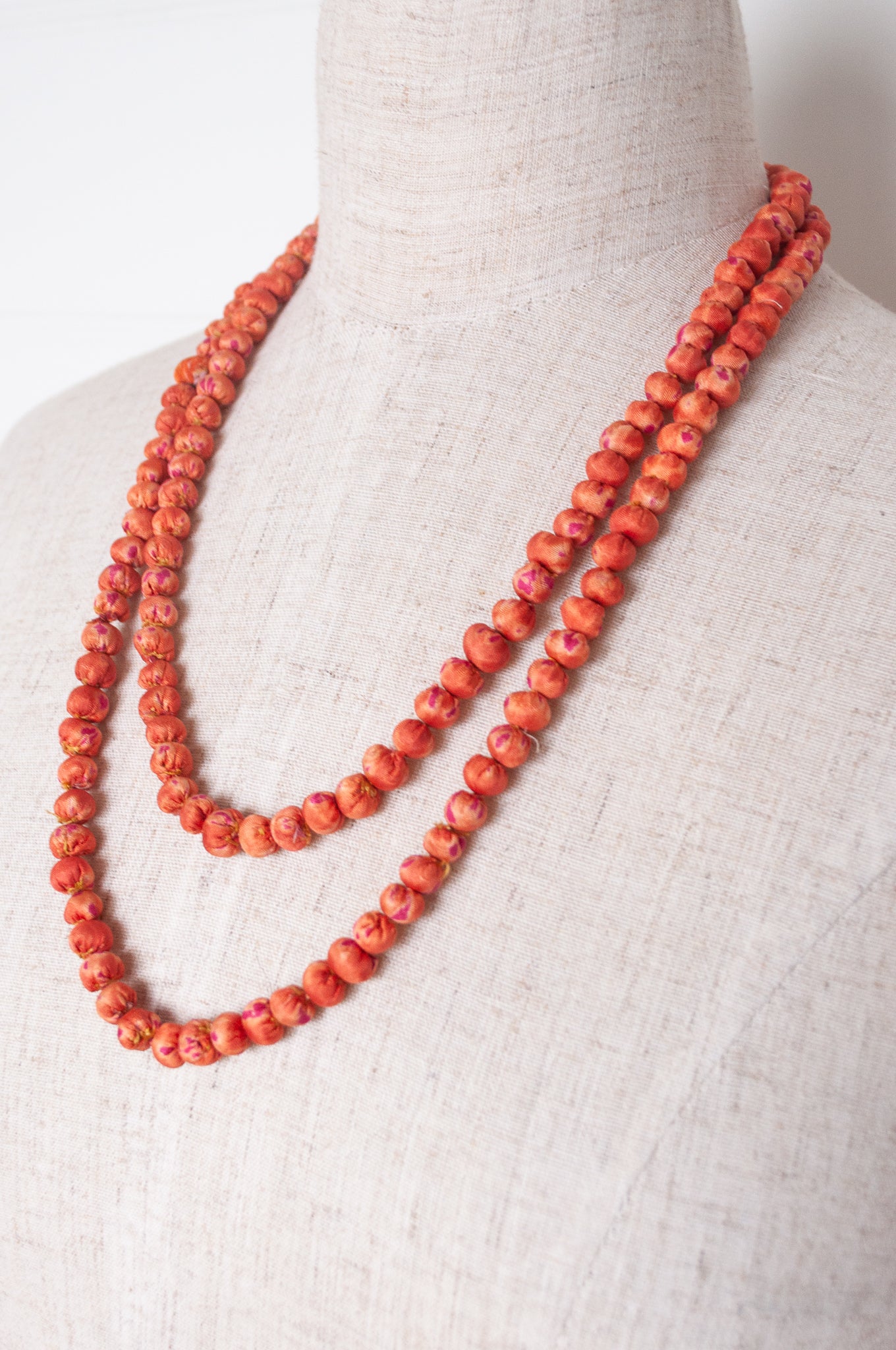 Raga necklace - coral shibori