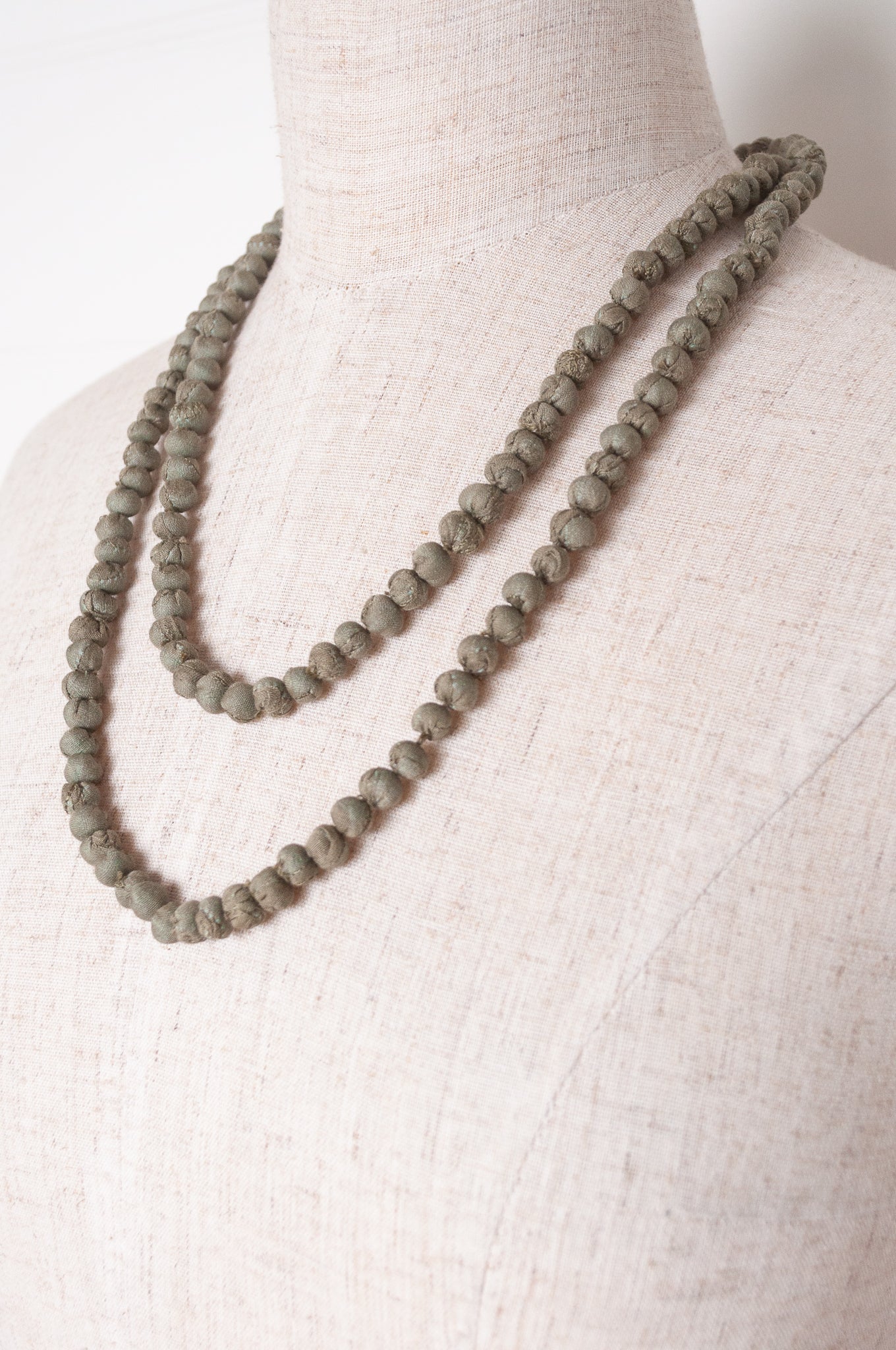 Raga necklace - olive embroidered