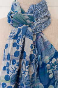 Made in France organic cotton jacquard weave Letol scarf, Celine in ciel sky blue.