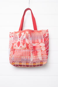  Medium Letol organic cotton bag made in France, Willy print in peach pink, Gad print in crimson on the reverse.