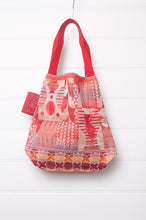 Load image into Gallery viewer,  Medium Letol organic cotton bag made in France, Willy print in peach pink, Gad print in crimson on the reverse.