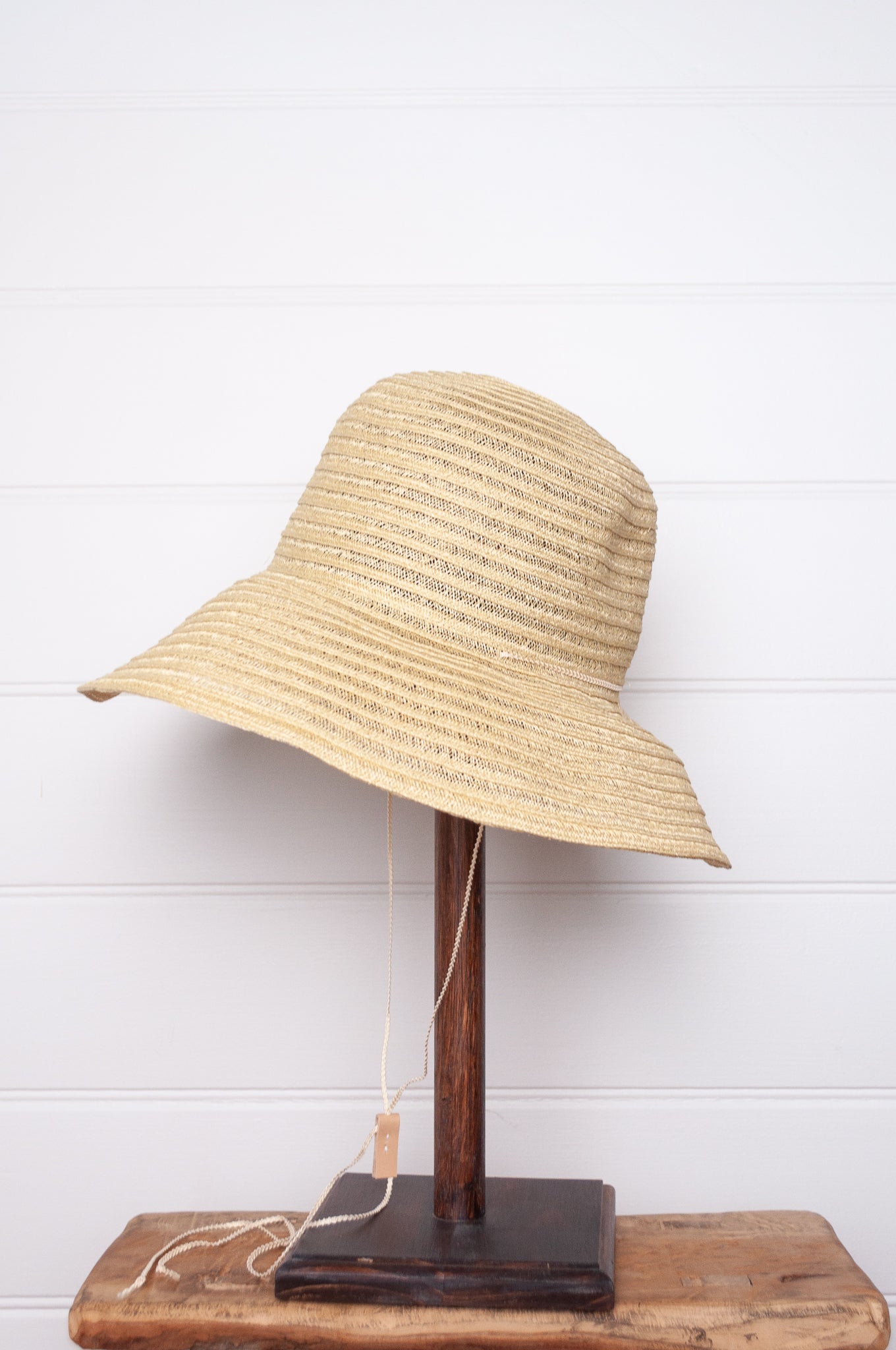 Parcnique PCNQ Pop hat cotton and abaca fibre made in Japan light green colour.
