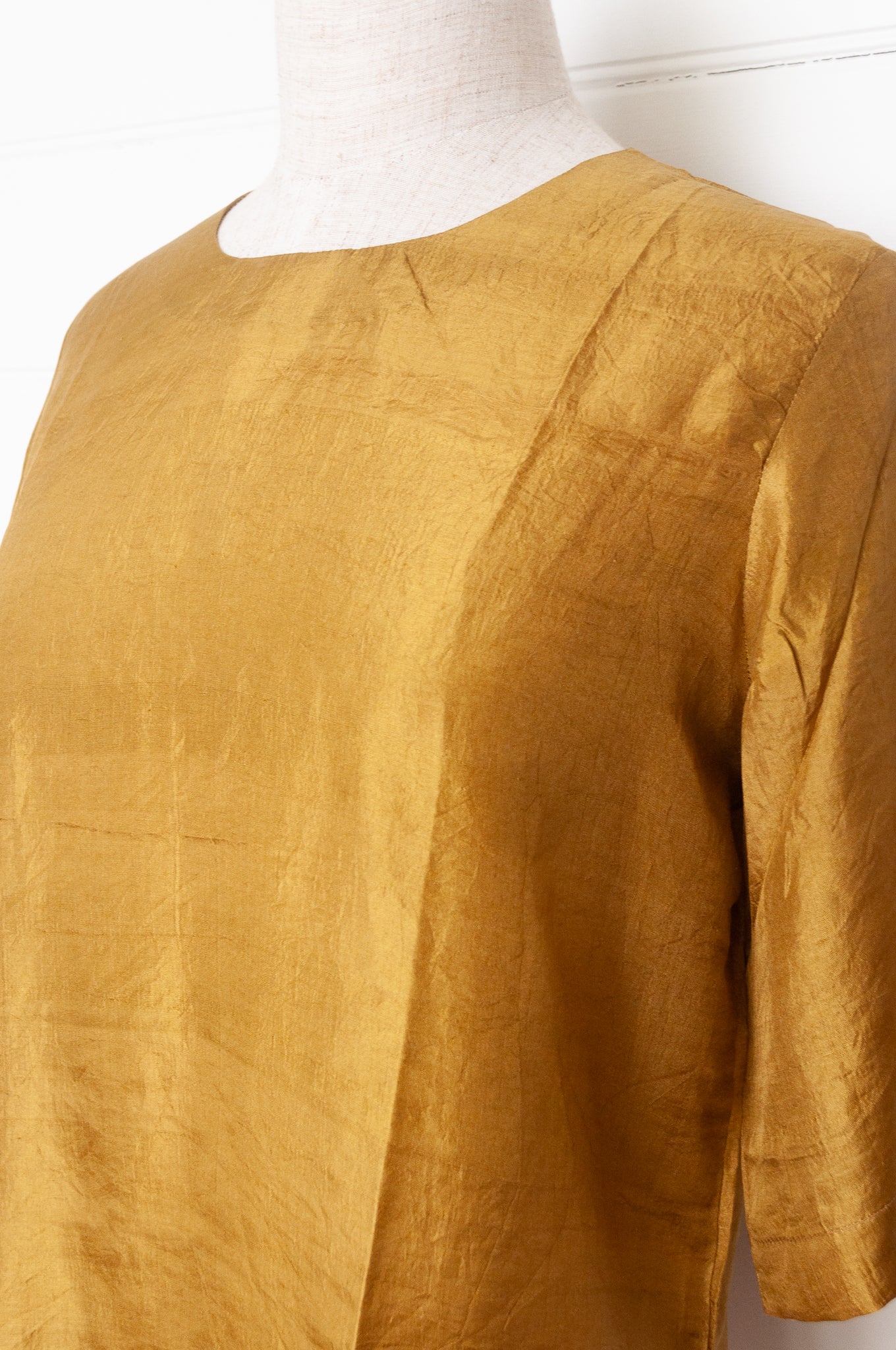 Studio Within x Juniper Hearth silk box top in gold mustard.