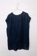 Load image into Gallery viewer, Frockk Harper top - navy