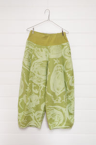 Valia Maldives pant - Tarragon print