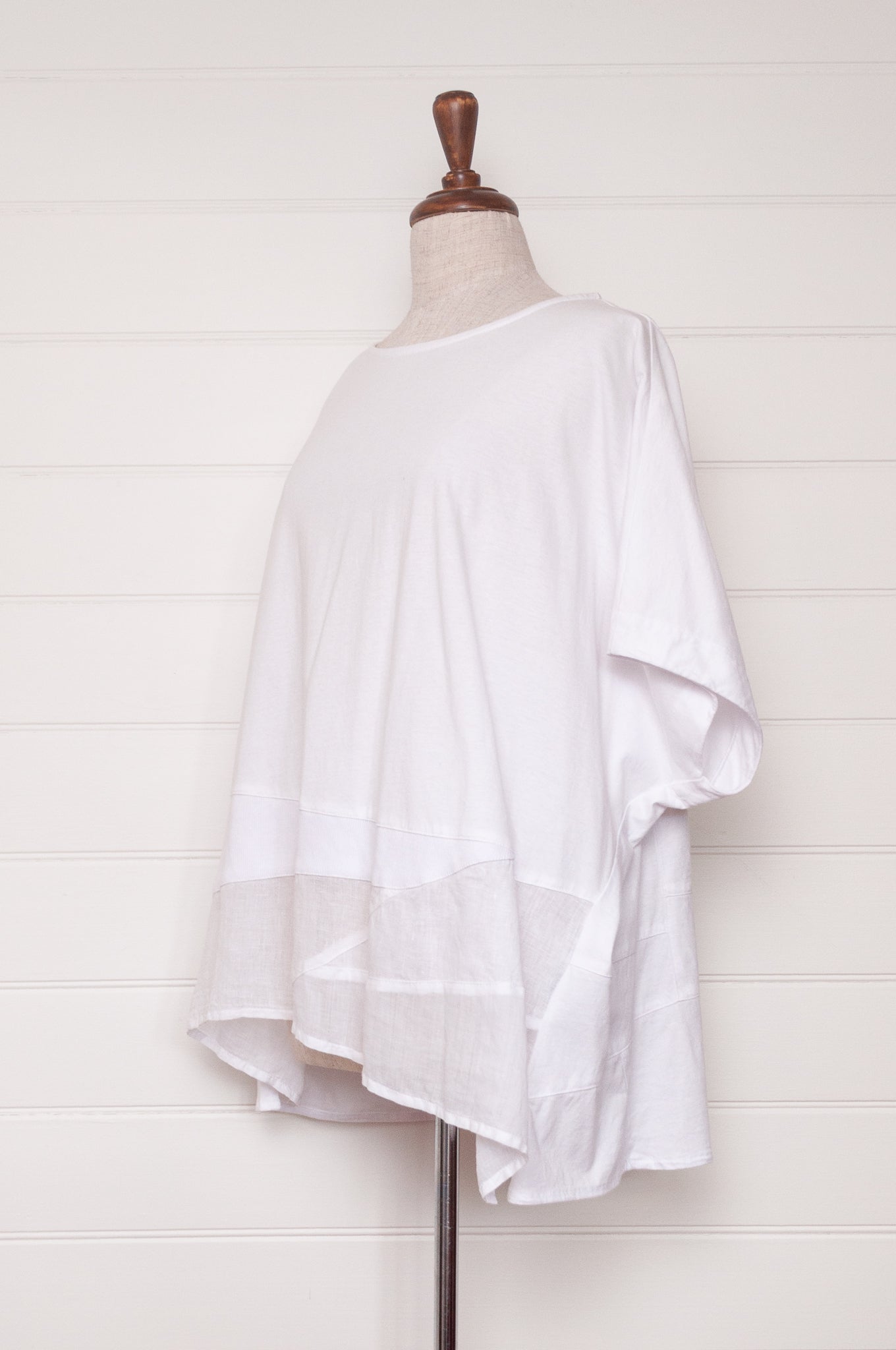 Banana Blue loose fitting mix linen top, gauze and cotton jersey in white.