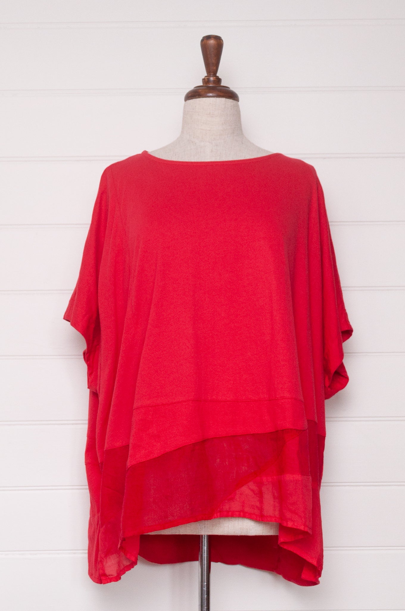Banana Blue loose fitting mix linen top, gauze and cotton jersey in cherry red.
