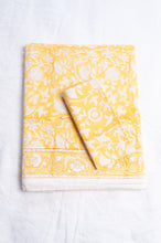 Load image into Gallery viewer, Layla table cloth - Sunshine