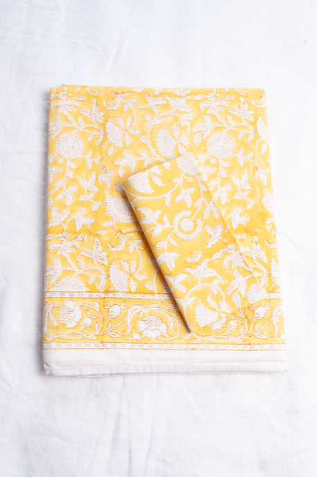 Layla table cloth - Sunshine