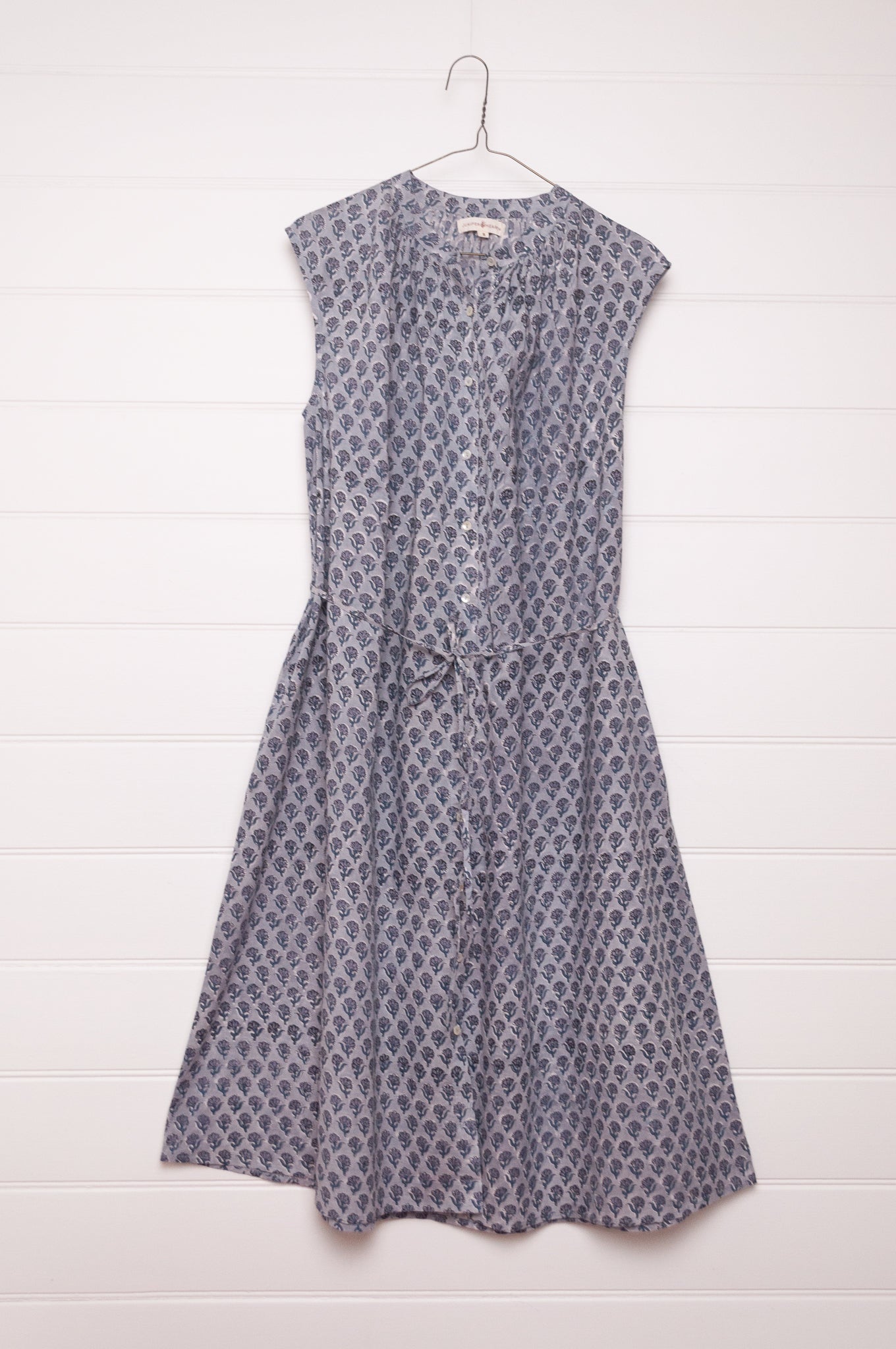 Zoe dress button up sleeveless blue grey bhuti blockprint summer cotton dress.