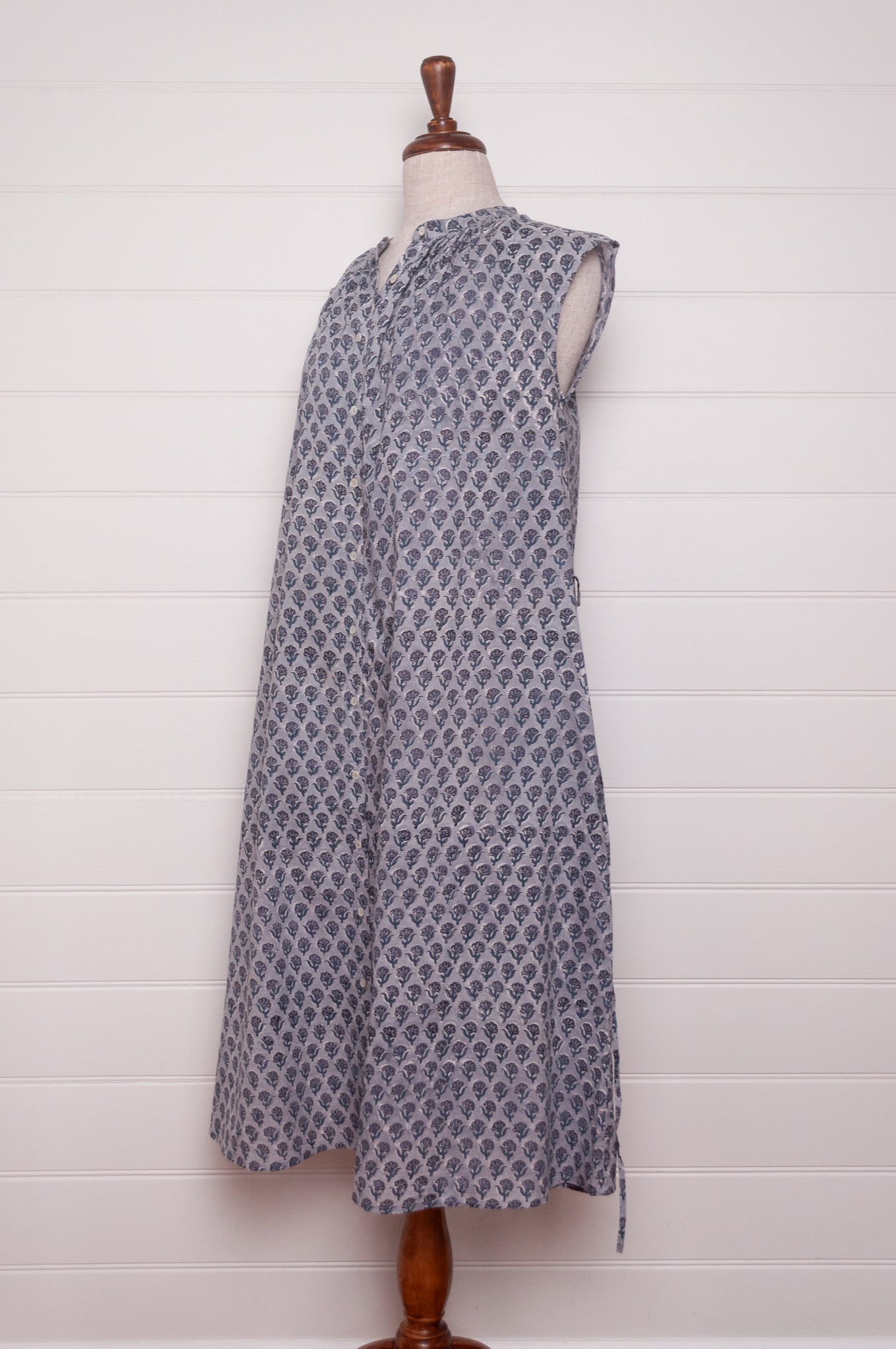 Zoe dress button up sleeveless blue grey bhuti blockprint summer cotton dress.