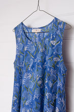 Load image into Gallery viewer, Juniper Hearth Tulsi dress in cornflower blue cotton blockprint.