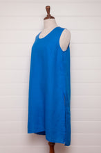 Load image into Gallery viewer, Banana Blue longline pure linen camisole in bright blue.