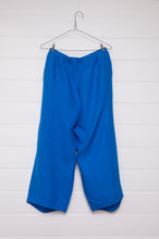 Load image into Gallery viewer, Banana Blue bright blue linen pants.