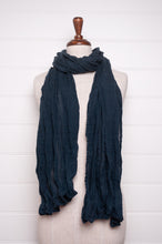 Load image into Gallery viewer, Linen scarf - night blue