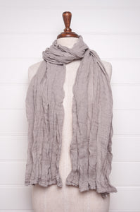 Lightweight linen gauze scarf in silver grey.