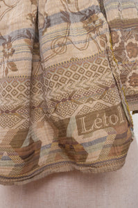 Letol organic cotton jacquard scarf in Solveig vanilla beige and taupe.