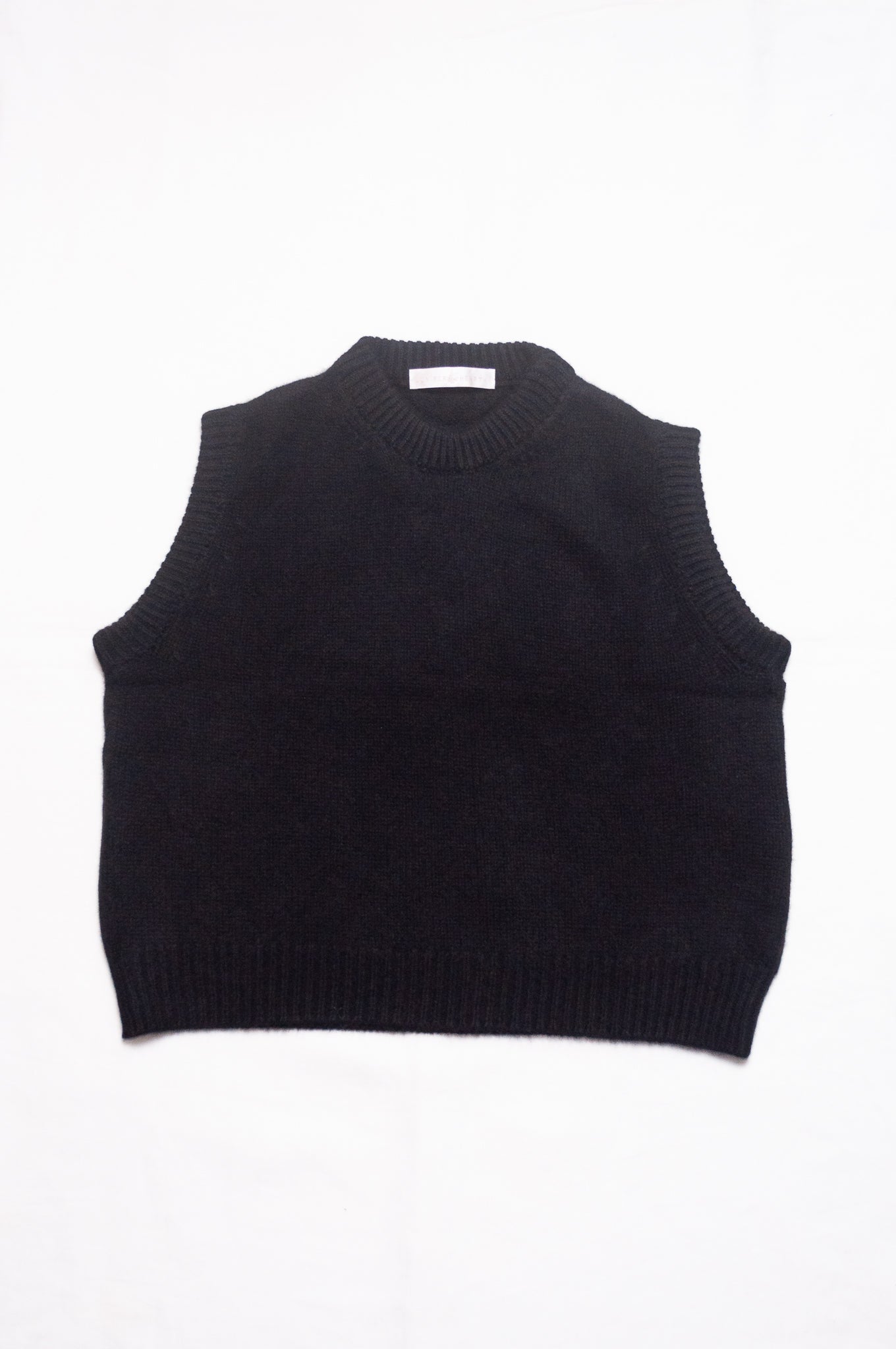 Juniper Hearth cashmere vest in black.