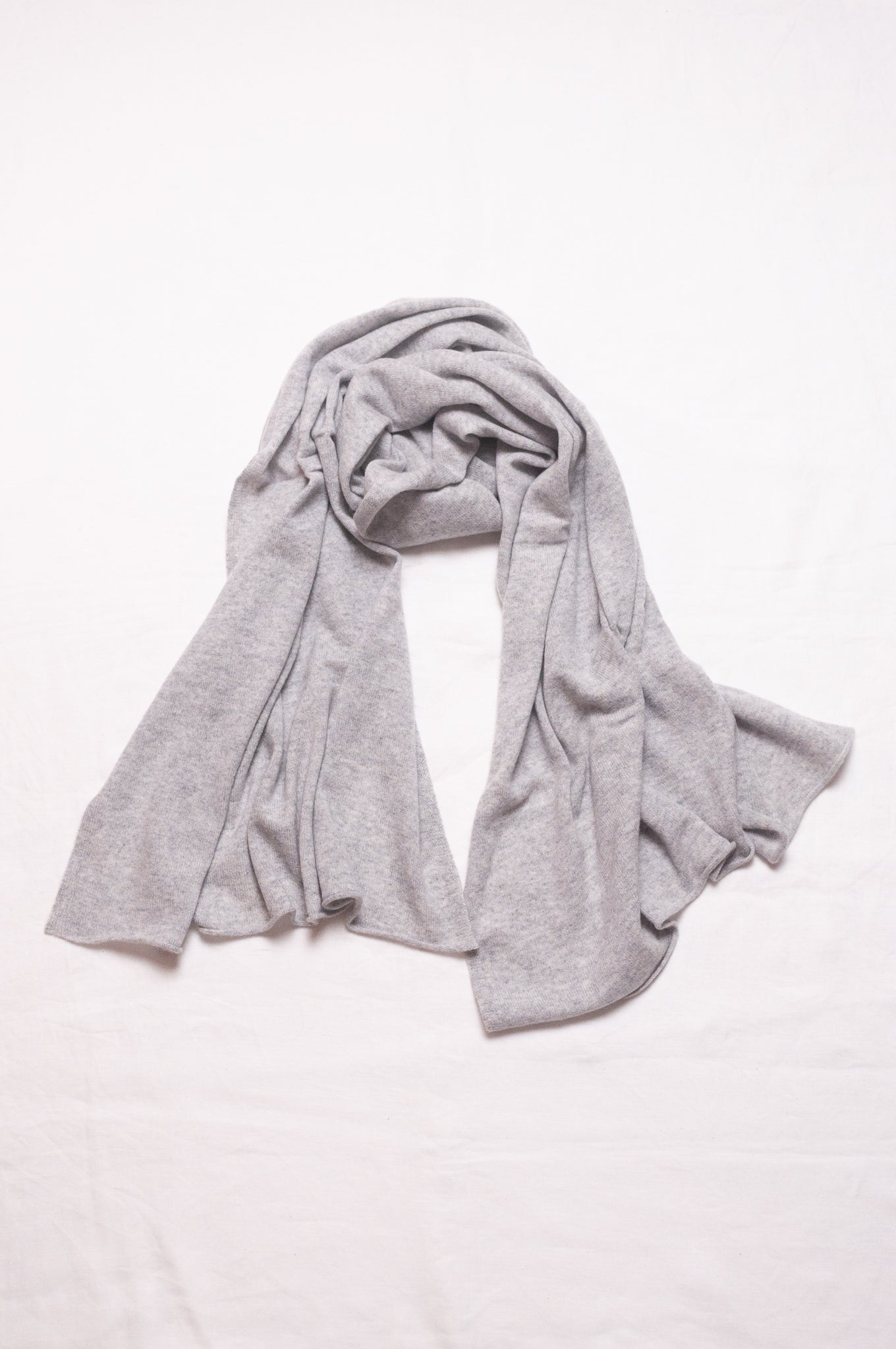 Juniper Hearth pure cashmere scarf in ash grey.
