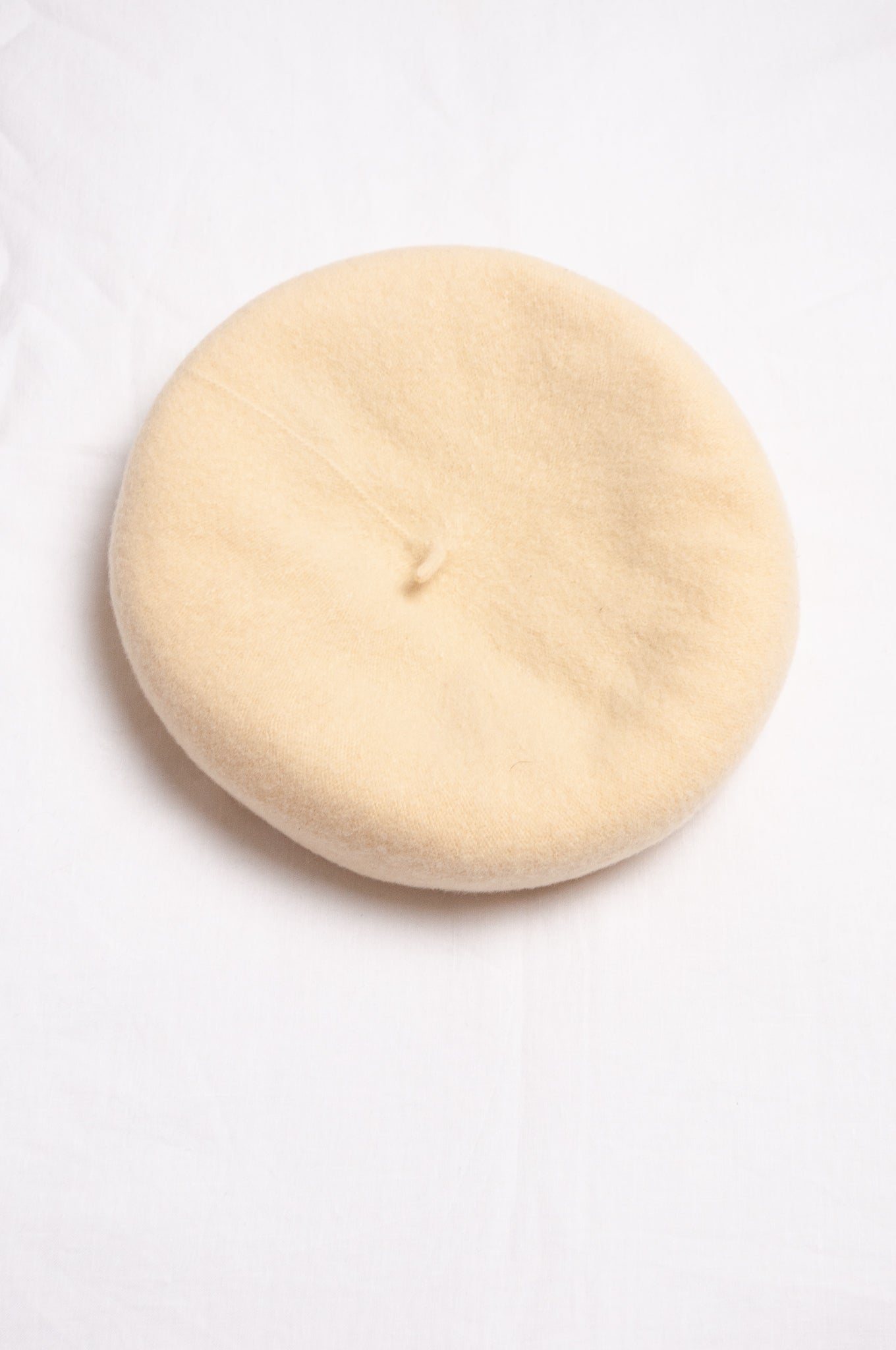 Parcnique PCNQ Manoca wool felt beret in cream.