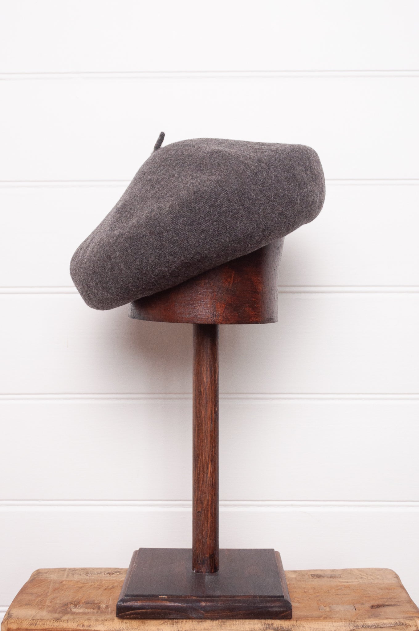 PCNQ made in Japan wool felt beret, Manoca in charcoal grey.