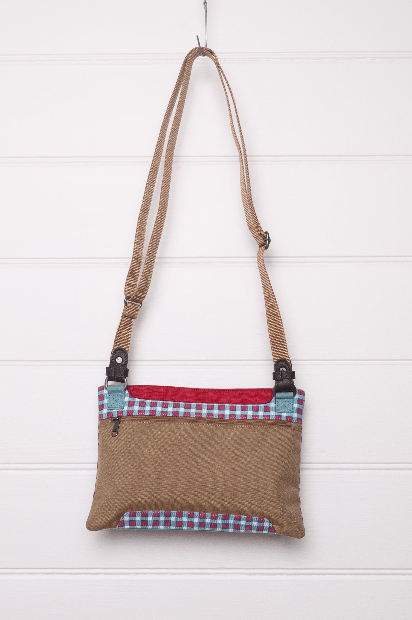 Anna Kaszer bag - Lupi (Vic Fjord)