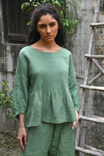 Load image into Gallery viewer, DVE Anisha one size pin tucked top in basil green linen.