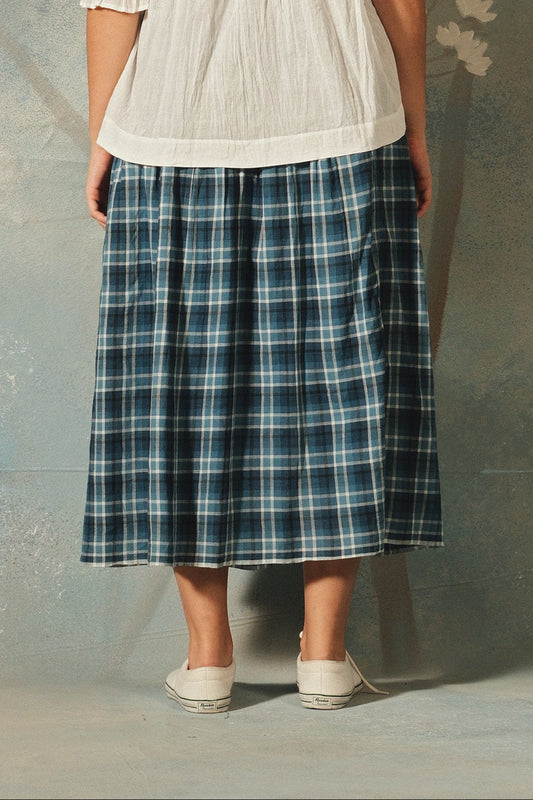 Dve Neela reversible cotton skirt in indigo check and sky blue.