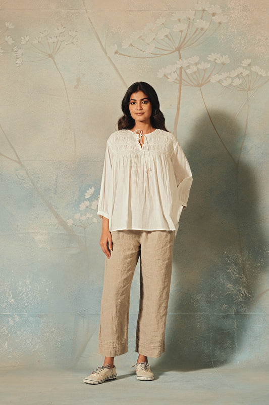 DVE Bala linen pants in natural.