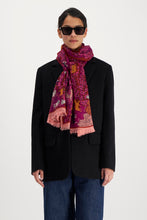 Load image into Gallery viewer, Inoui Editions fine wool rectangular long scarf Central Park in fuchsia and tan featuring dogs.