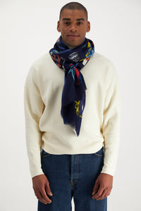 Inoui Editions fine wool scarf Iconique design with iconic Inoui illustrations on navy blue.