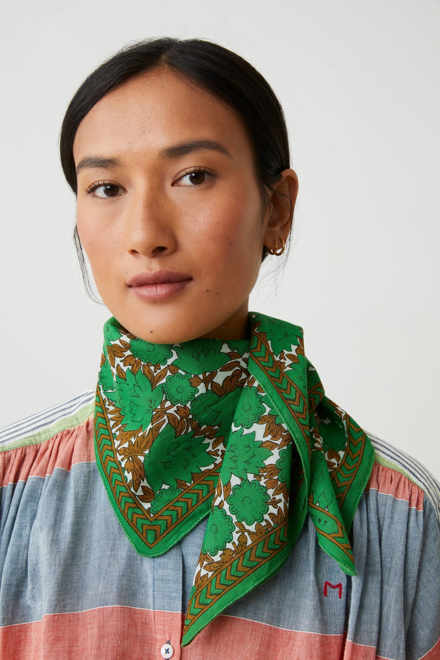Moismont two tone cotton blockprinted Ajmer square scarf palm green, brown and white.