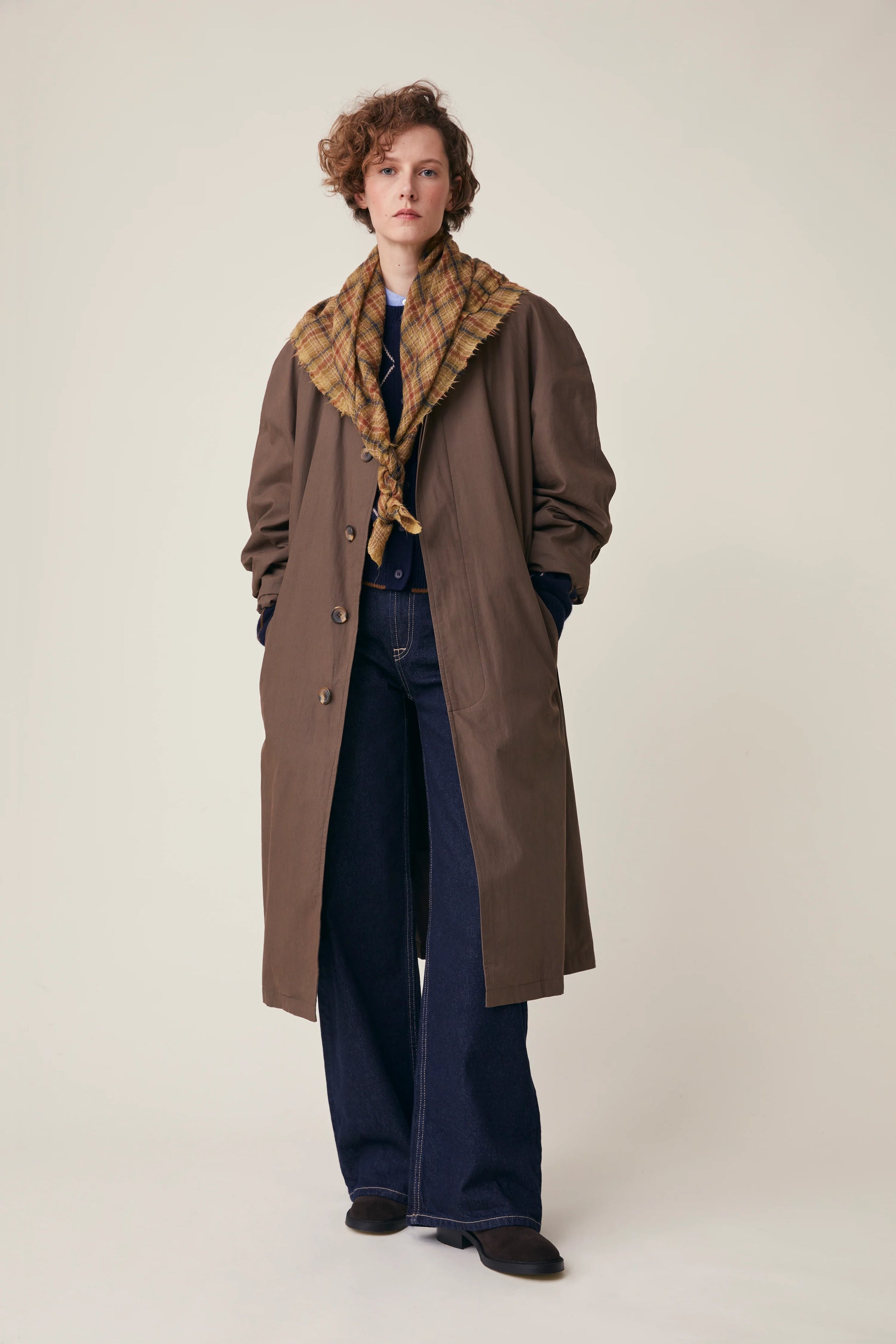 Moismont pure wool square Edimbourg scarf in mustard yellow and brown.