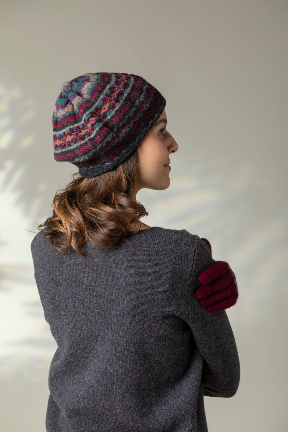 Eribe Alloa fairisle beret in Velvet.