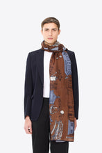 Load image into Gallery viewer, Inoui Editions wool scarf Quatre Saisons in natural brown.