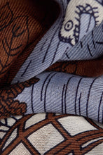 Load image into Gallery viewer, Inoui Editions wool scarf Quatre Saisons in natural brown.