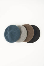 Load image into Gallery viewer, PCNQ made in Japan wool felt beret, Manoca.