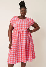 Load image into Gallery viewer, Nancybird Tathra dress in handwoven seersucker cotton coral and pink check.