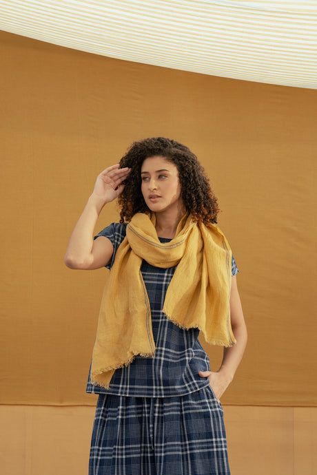 Dve linen scarf - amber